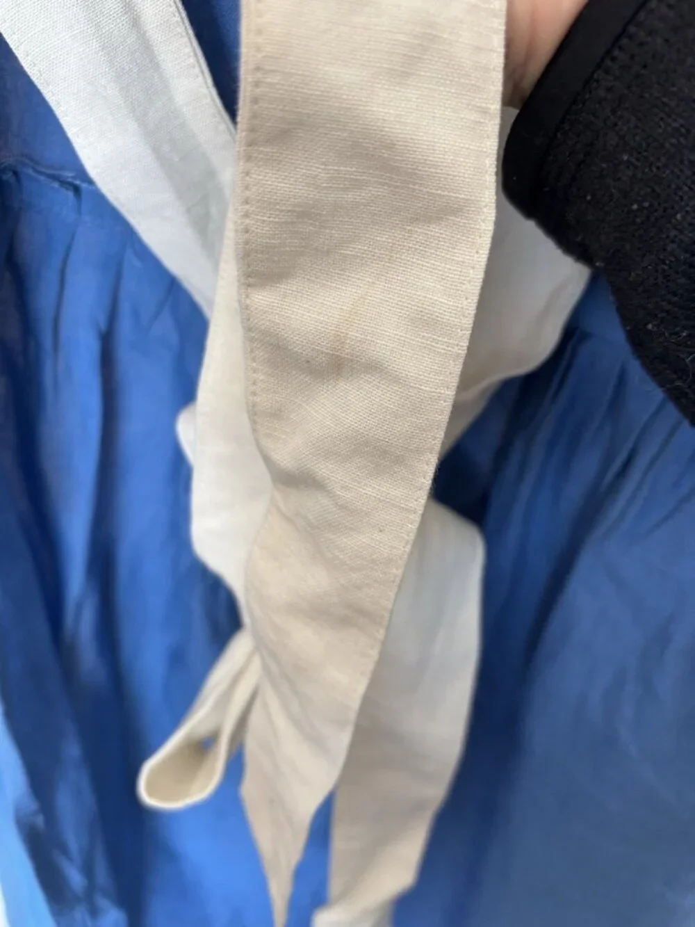 100% Linen Apron Made In India Blue Pockets ONE SIZE FITS MOST Farm Cottage NWT‎